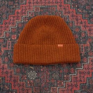 Madewell Chunky Merino Wool Cuffed Beanie in Faded Rust